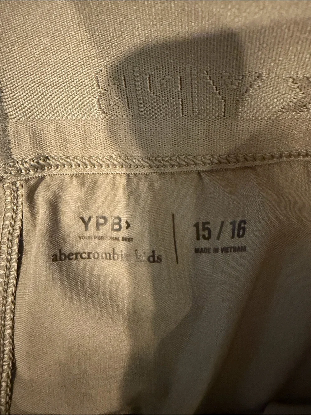 Abercrombie Kids YPB Youth XL 15/16 Performance Athletic Shorts Tan